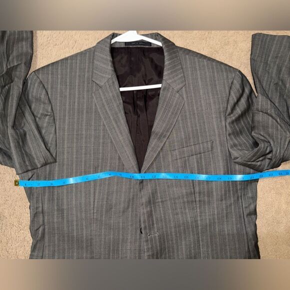 Hugo Boss Super 100s Full Suit - Picture 8 of 13